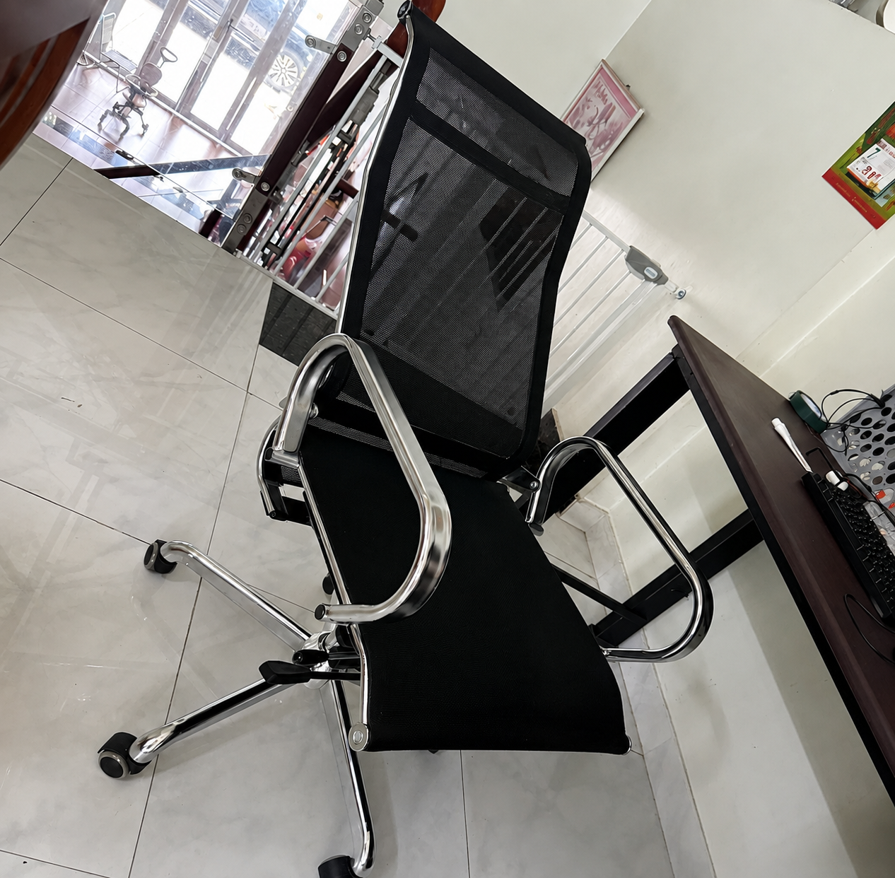 H&igrave;nh ảnh thực tế Ghế lưới cao cấp GL320