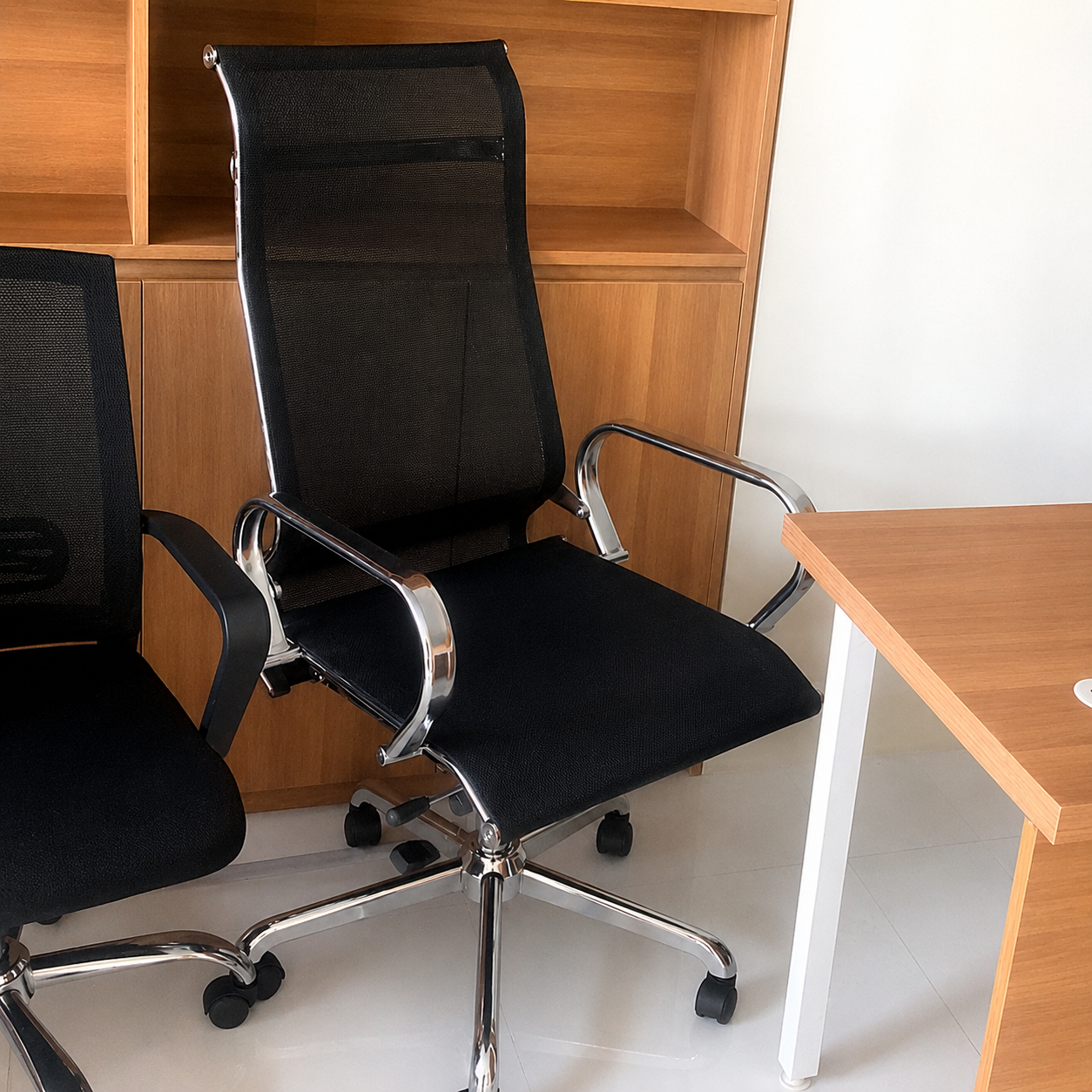 H&igrave;nh ảnh thực tế Ghế lưới cao cấp GL320