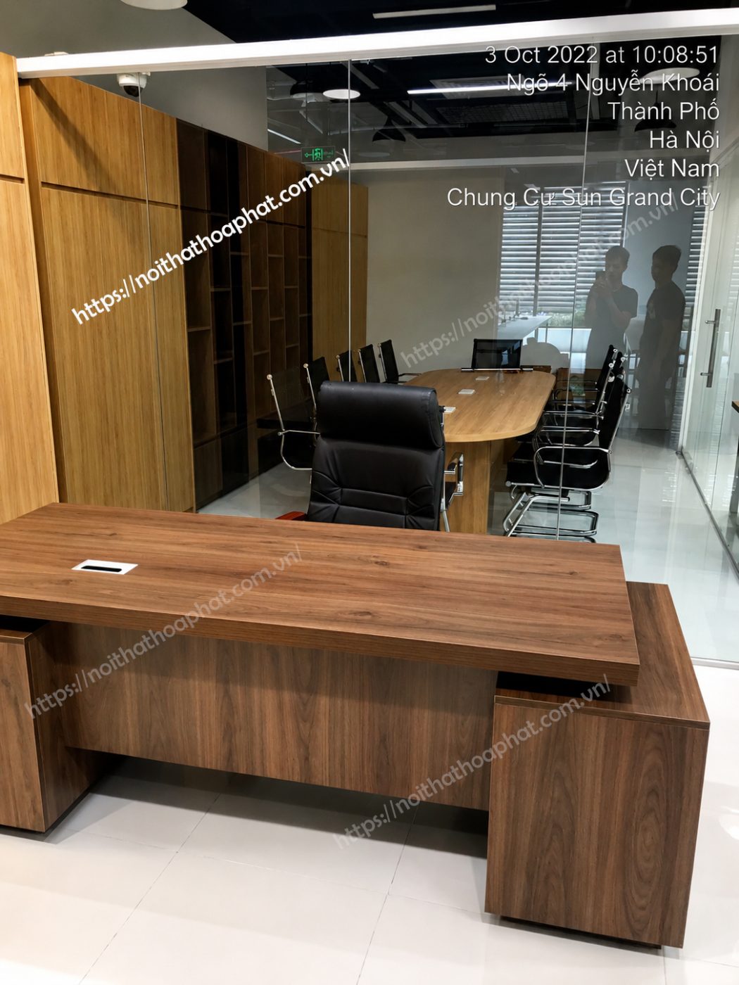 hình ảnh thực tế ghế họp chân quỳ GL403