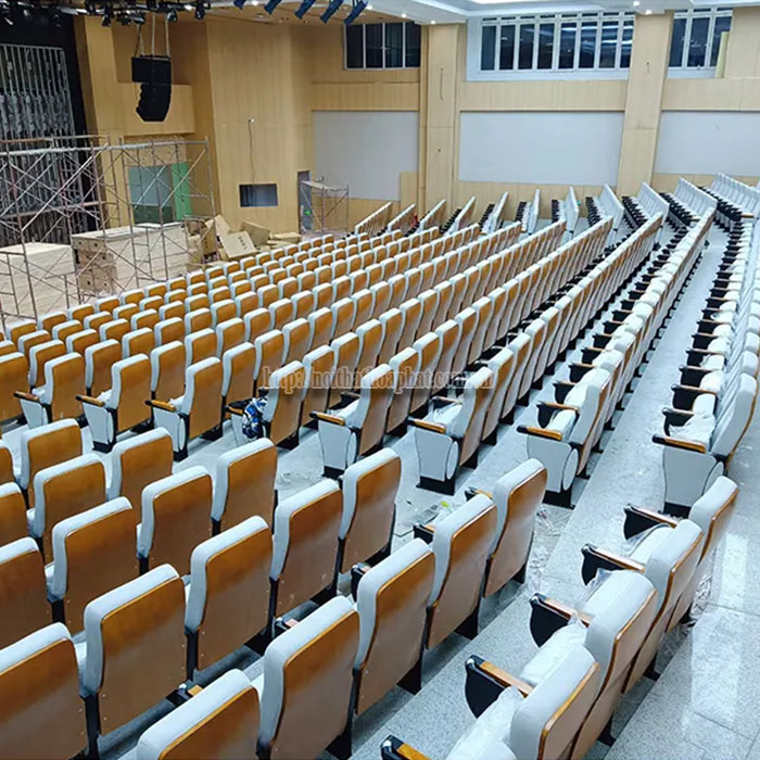 Gi&aacute; Ghế Hội Trường Khung Gỗ V&agrave; Khung Sắt C&oacute; Ch&ecirc;nh Lệch Kh&ocirc;ng