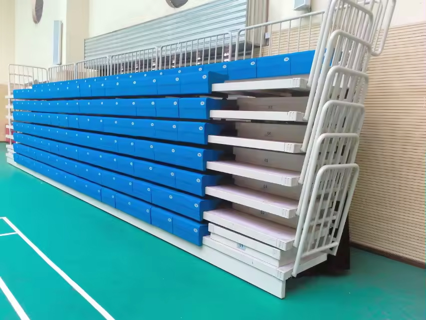 Ghế kh&aacute;n đ&agrave;i di động giải ph&aacute;p linh hoạt cho sự kiện