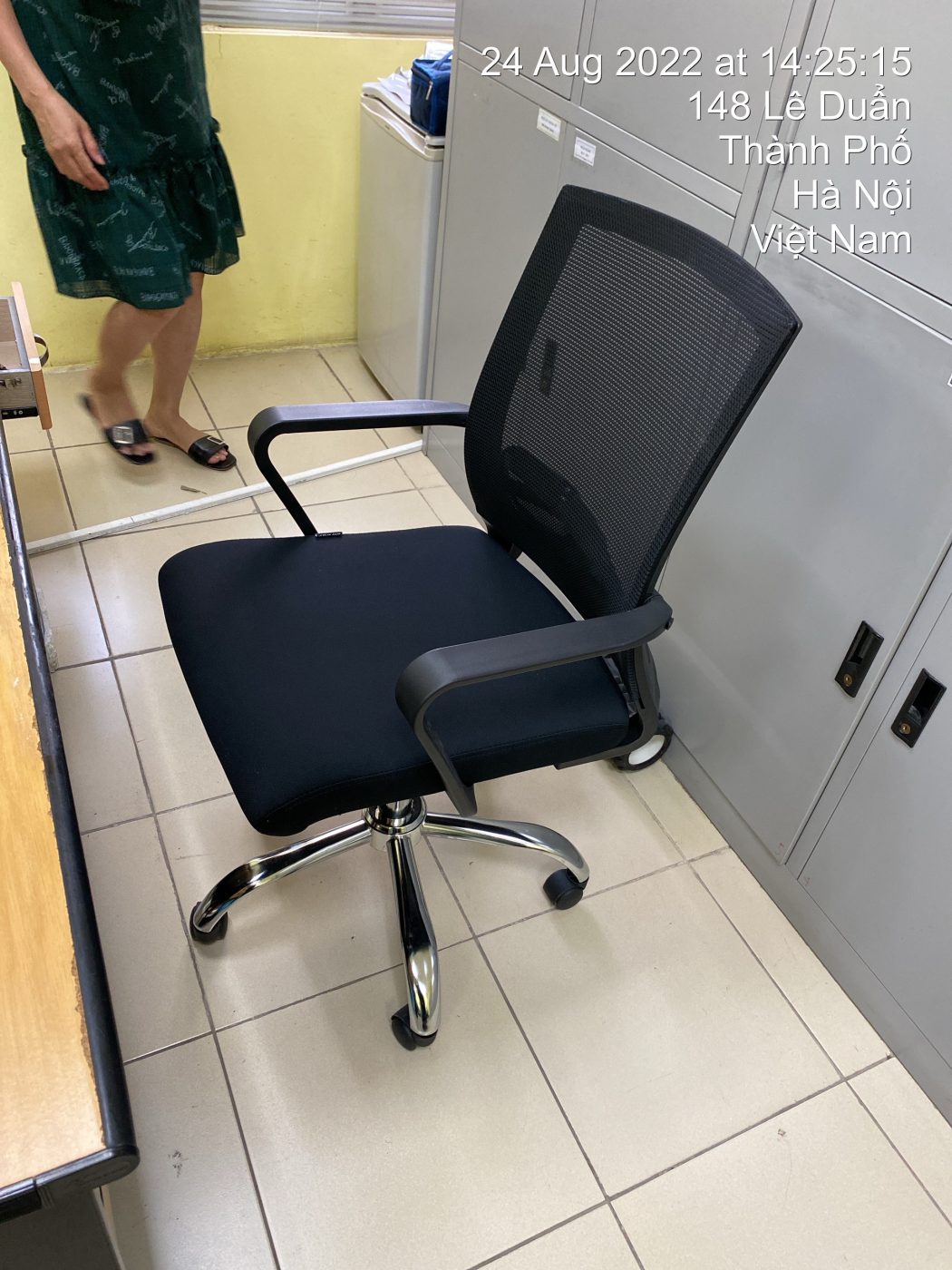 H&igrave;nh ảnh thực tế ghế lưới nh&acirc;n vi&ecirc;n GL117