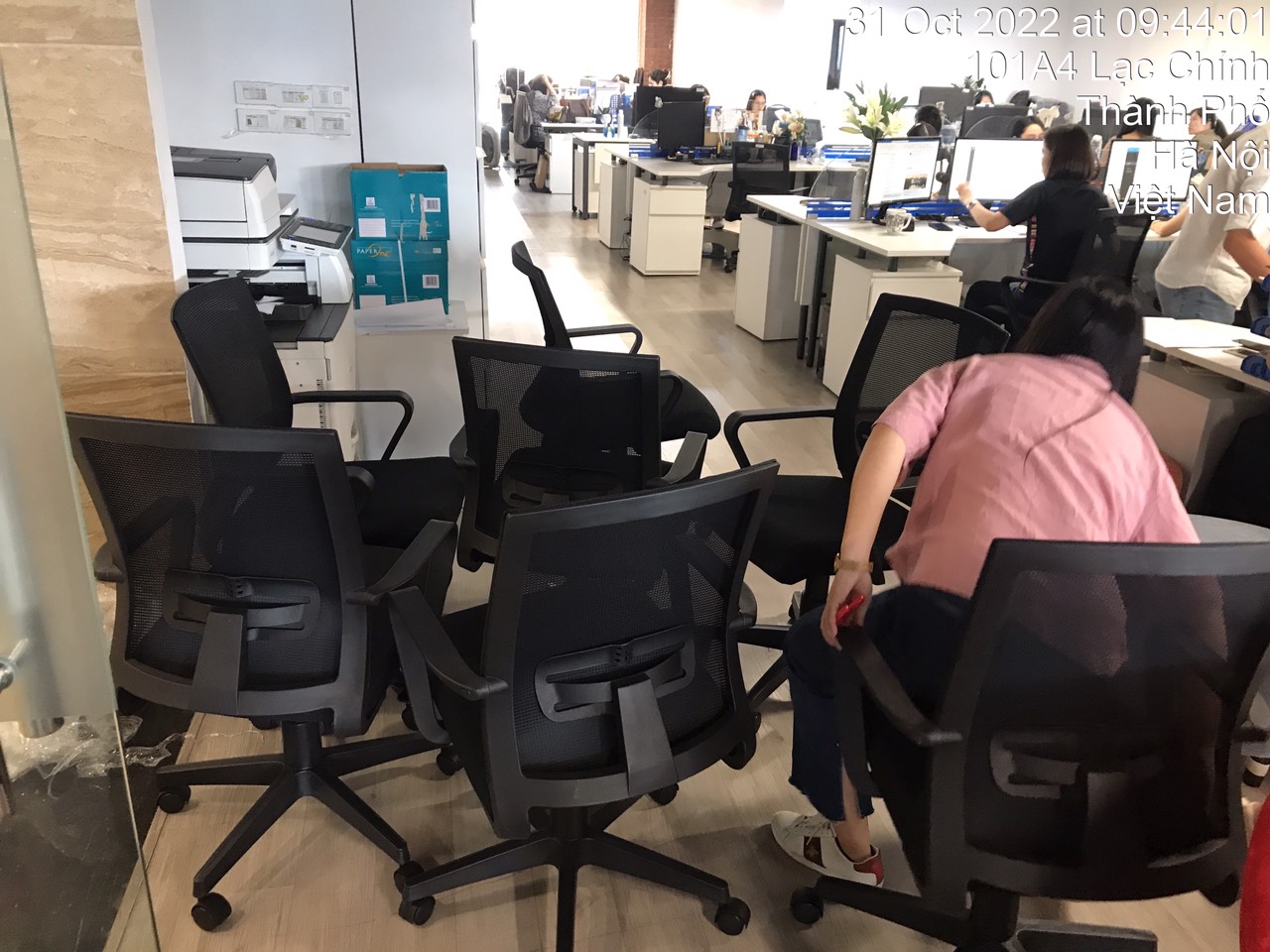 H&igrave;nh ảnh thực tế ghế lưới nh&acirc;n vi&ecirc;n GL117