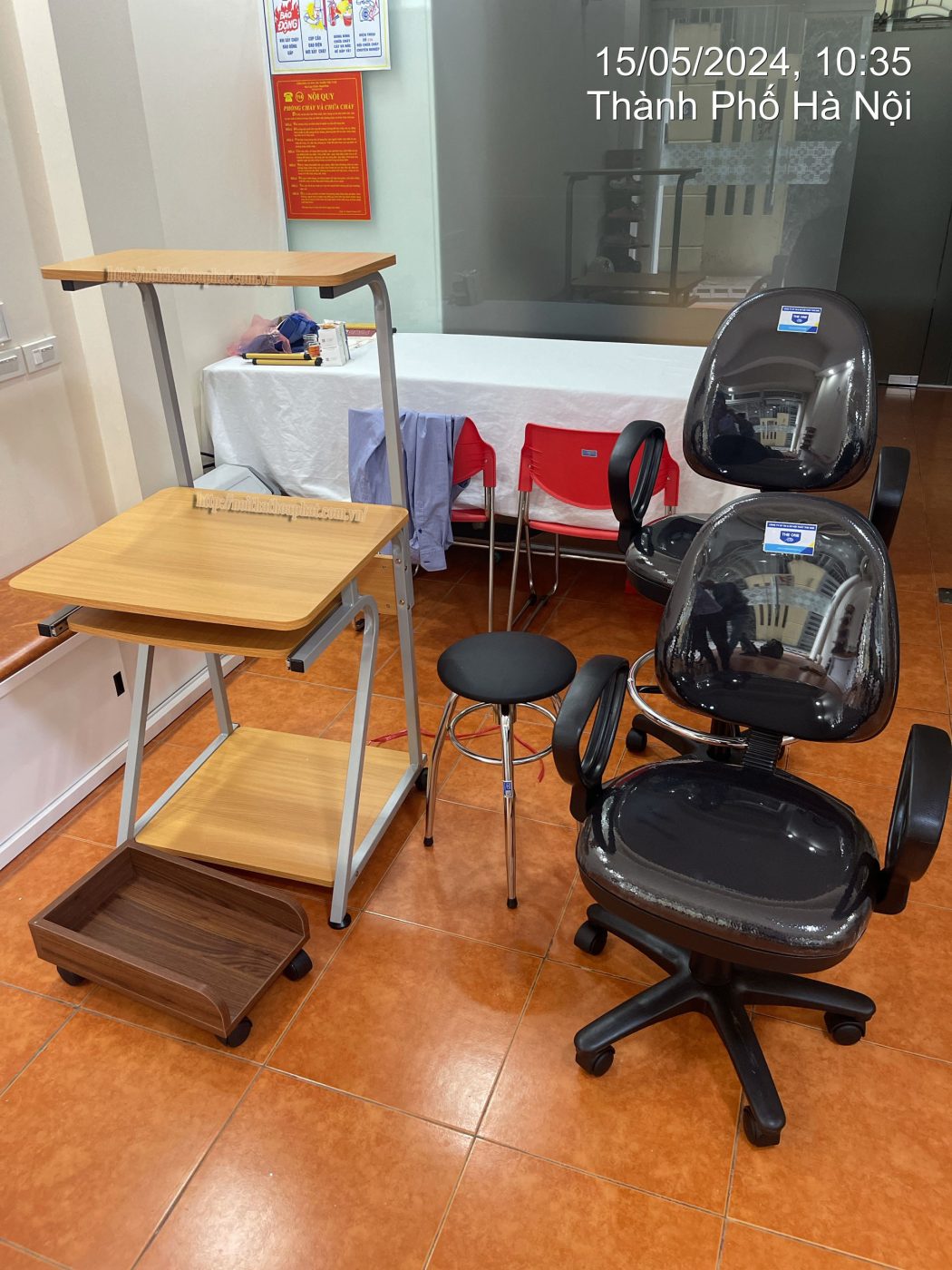 Hình ảnh thực tế bàn vi tính BMT97A Hình ảnh thực tế bàn vi tính BMT97A