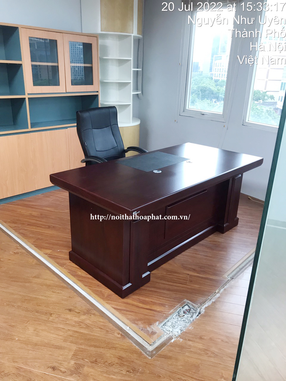 Hình ảnh thực tế bàn giám đốc DT1890H12 Hình ảnh thực tế bàn giám đốc DT1890H12