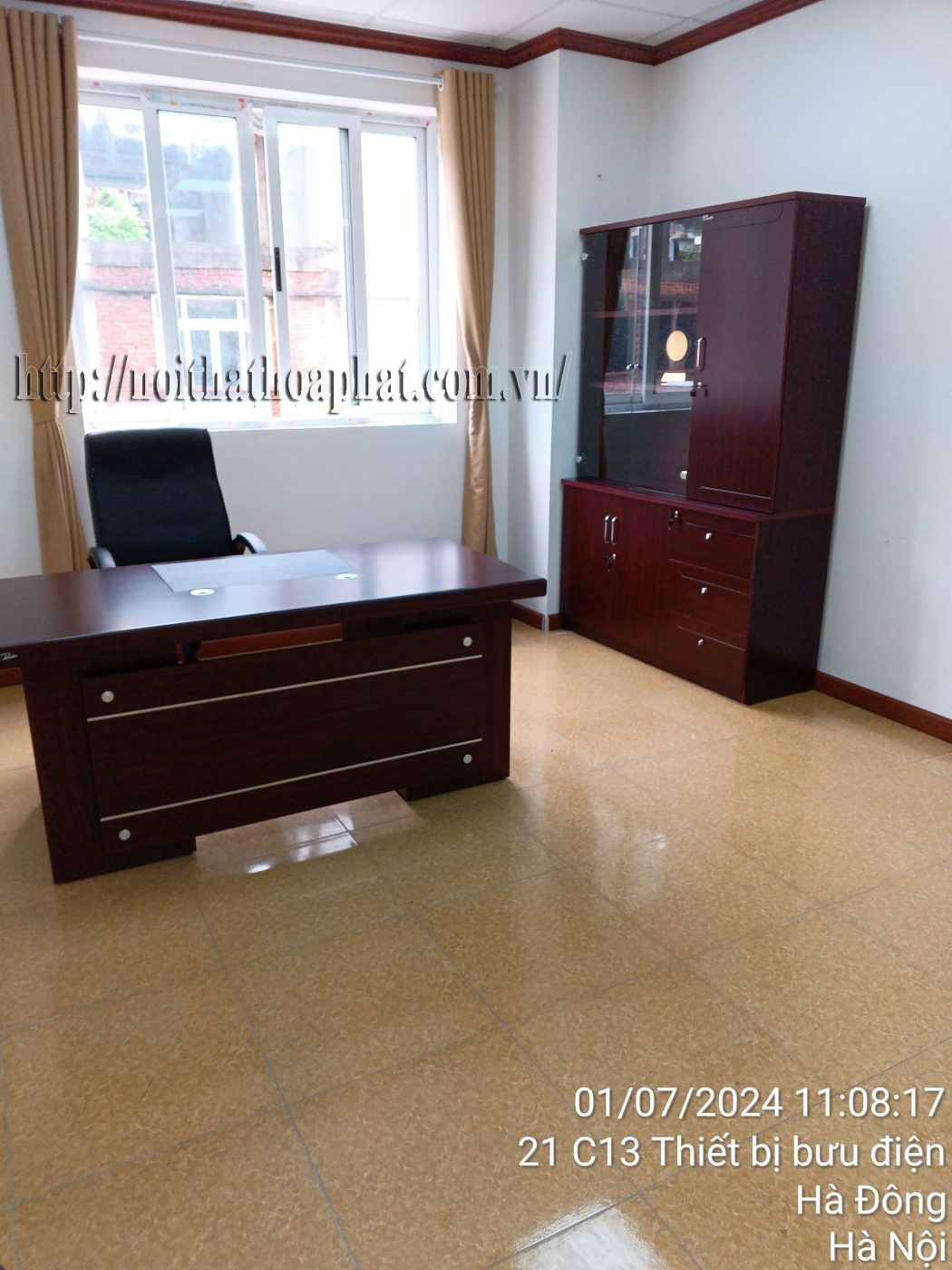 Hình ảnh thực tế bà lãnh đạo cấp trung Hòa Phát ET1600E Hình ảnh thực tế bà lãnh đạo cấp trung Hòa Phát ET1600E