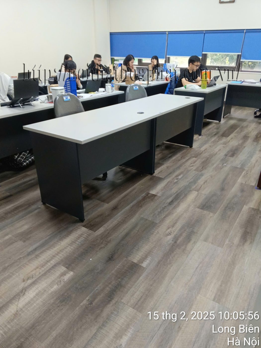 H&igrave;nh ảnh thực tế b&agrave;n nh&acirc;n vi&ecirc;n HP120HL-3