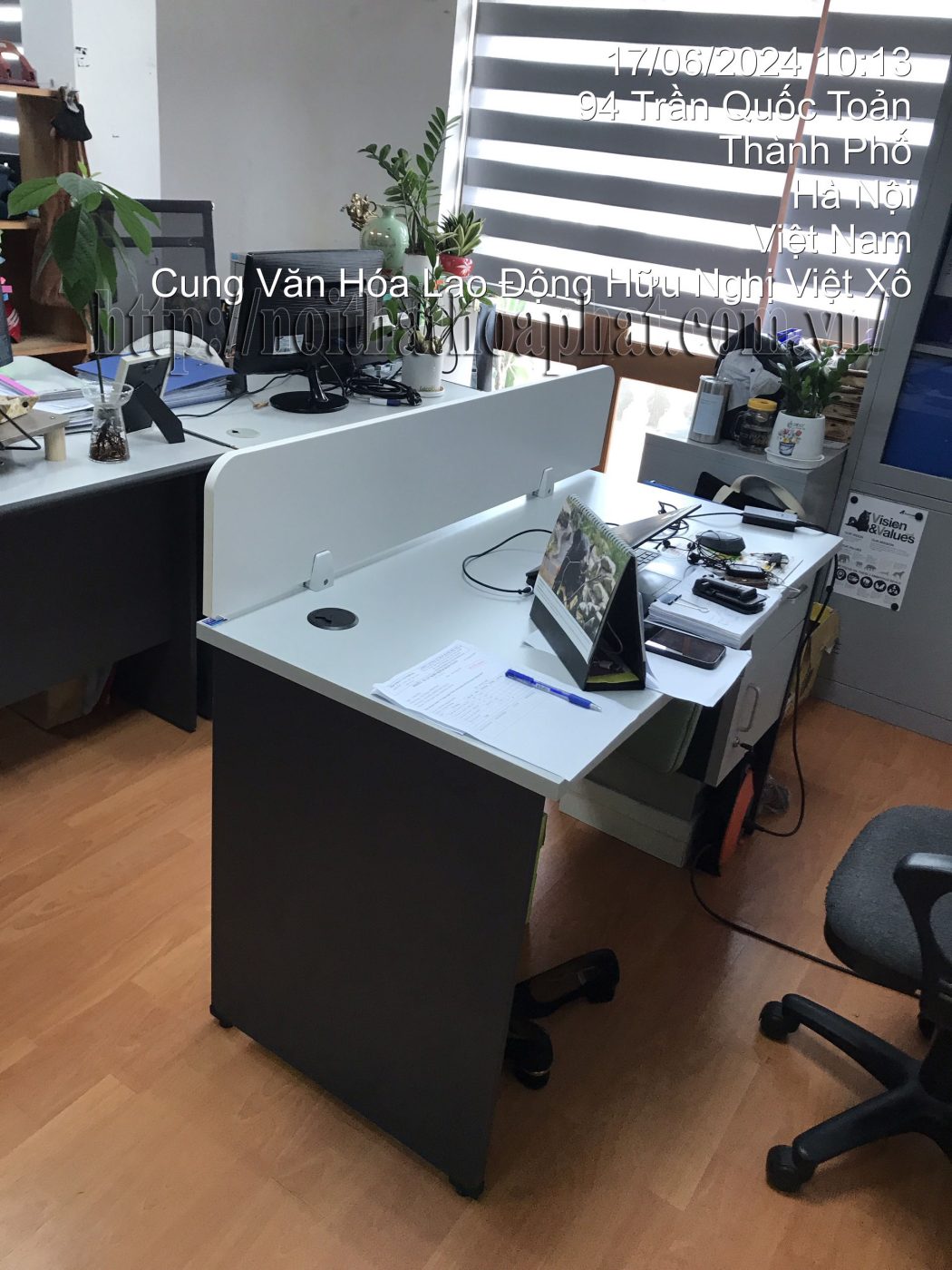 Hình ảnh thực tế bàn nhân viên mặt chữ nhật hòa phát HP100HL Hình ảnh thực tế bàn nhân viên mặt chữ nhật hòa phát HP100HL