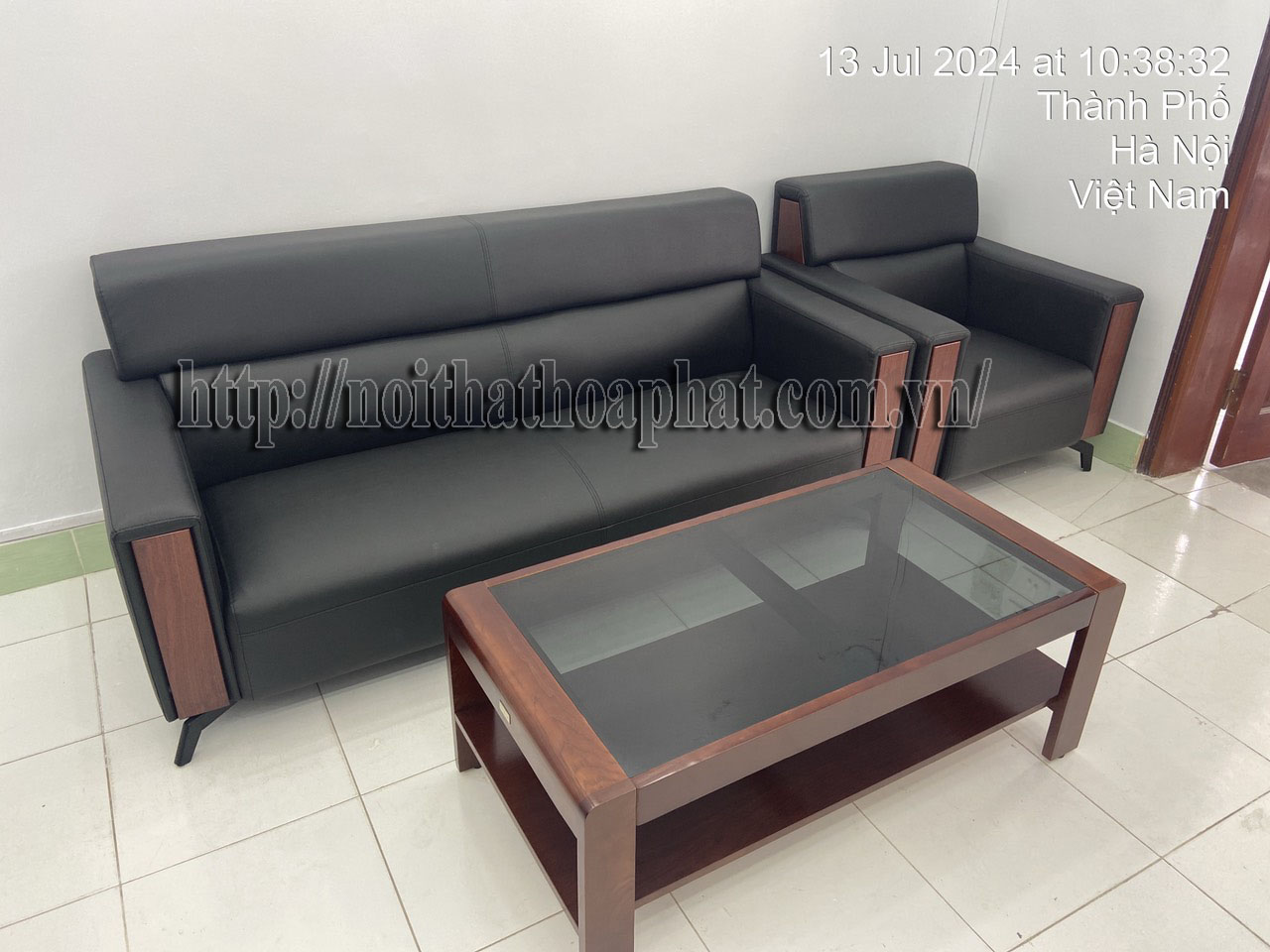 Hình ảnh thực tế bàn sofa văn phòng gỗ tự nhiên BSF65-2 Hình ảnh thực tế bàn sofa văn phòng gỗ tự nhiên BSF65-2