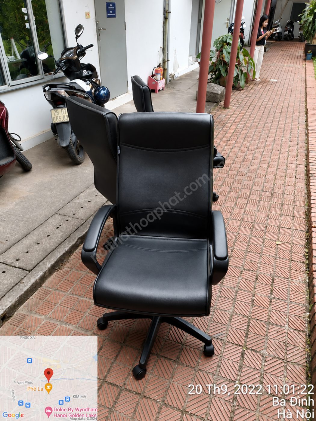 Cận cảnh Ghế da văn ph&ograve;ng SG704B H&ograve;a Ph&aacute;t
