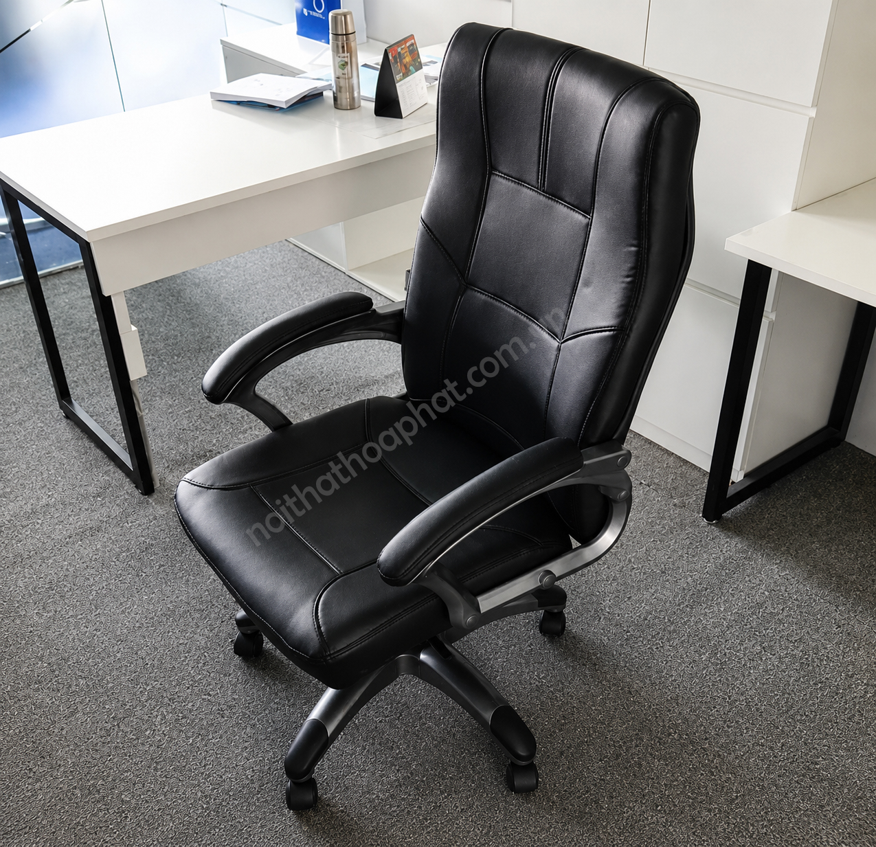 Ghế gi&aacute;m đốc SG913 H&ograve;a Ph&aacute;t &ndash; H&igrave;nh ảnh thực tế tại kh&aacute;ch h&agrave;ng
