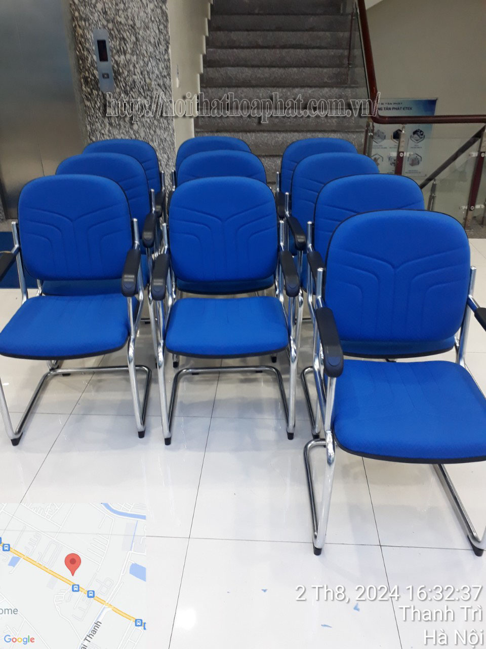 H&igrave;nh ảnh thực tế ghế họp ch&acirc;n quỳ H&ograve;a Ph&aacute;t VT1-2