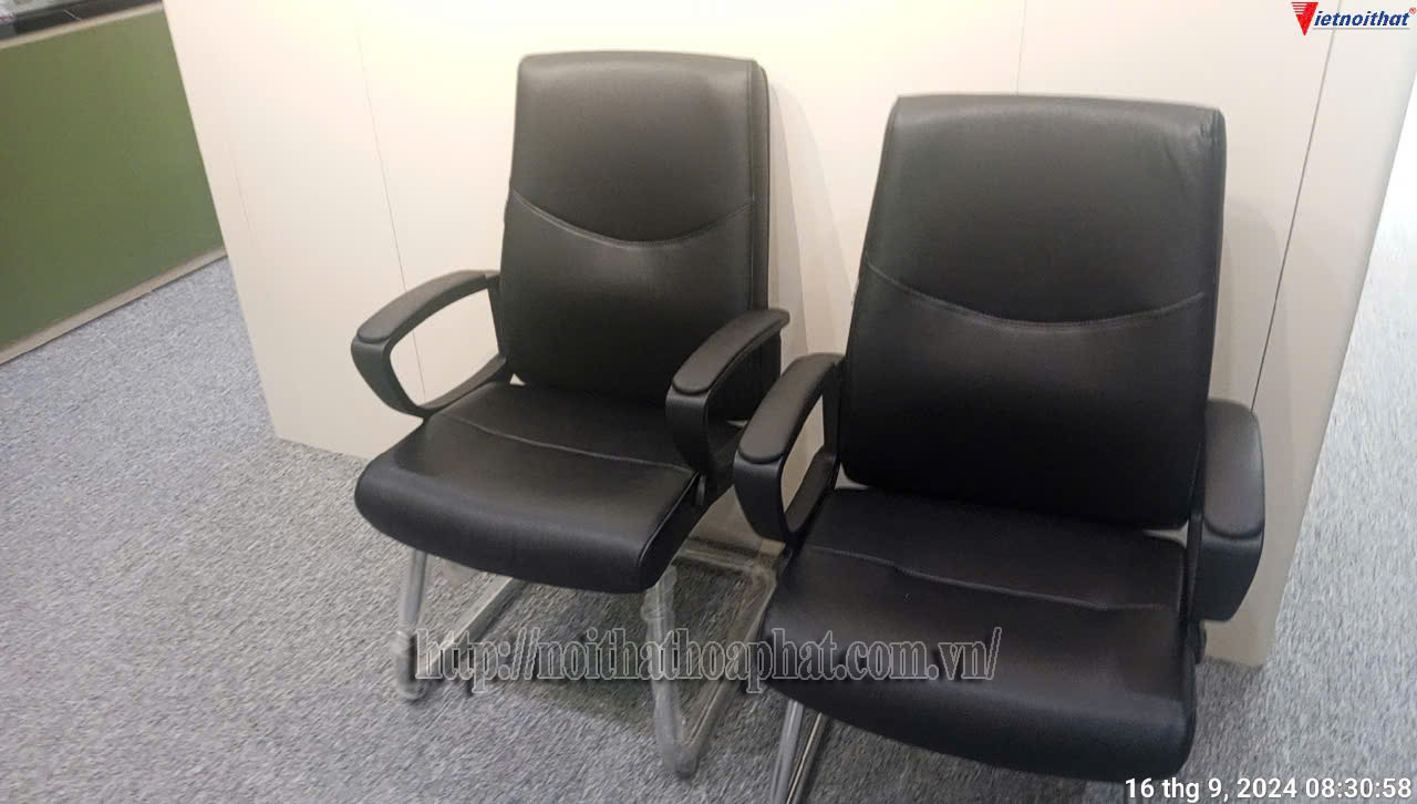 H&igrave;nh ảnh thực tế ghế họp ch&acirc;n quỳ lưng trung H&ograve;a Ph&aacute;t SL606-1