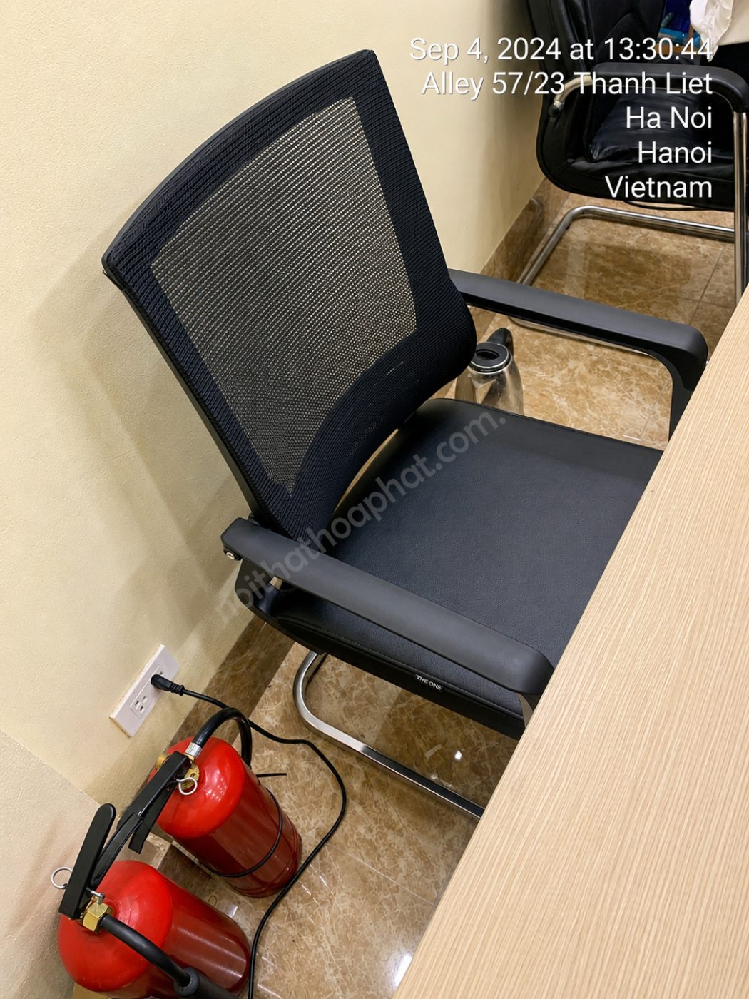 Ghế họp GL423 H&ograve;a Ph&aacute;t | Thiết kế hiện đại, chắc chắn