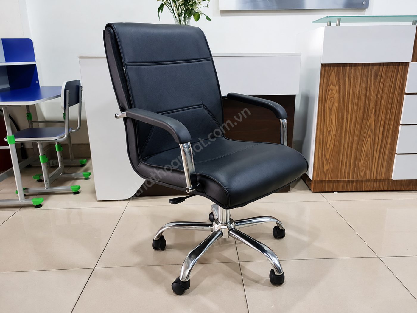Hình ảnh thực tế Ghế lãnh đạo cao cấp SG718 Hòa Phát