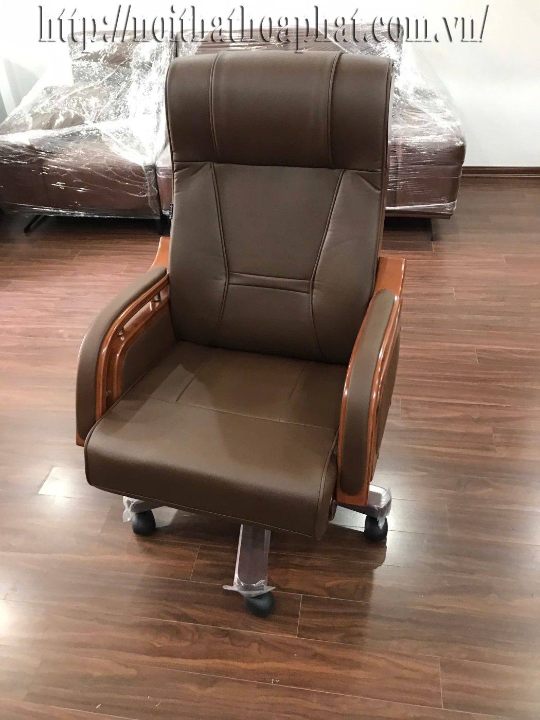 Hình ảnh thực tế ghế lãnh đạo cao cấp TQ11-1 Hình ảnh thực tế ghế lãnh đạo cao cấp TQ11-1