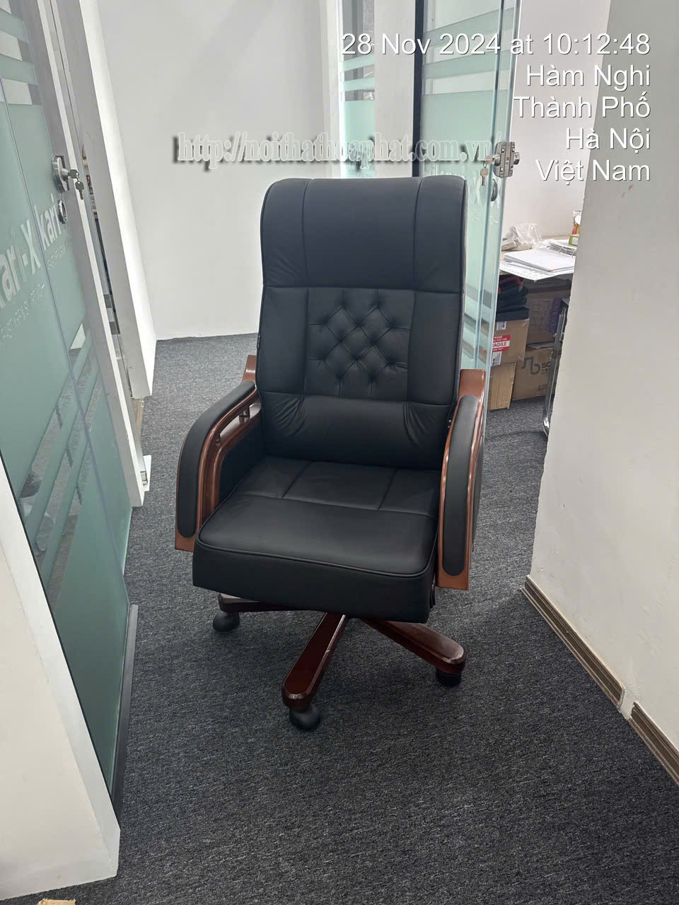 Hình ảnh thực tế ghế lãnh đạo cao cấp dòng TQ TQ09-2 Hình ảnh thực tế ghế lãnh đạo cao cấp dòng TQ TQ09-2