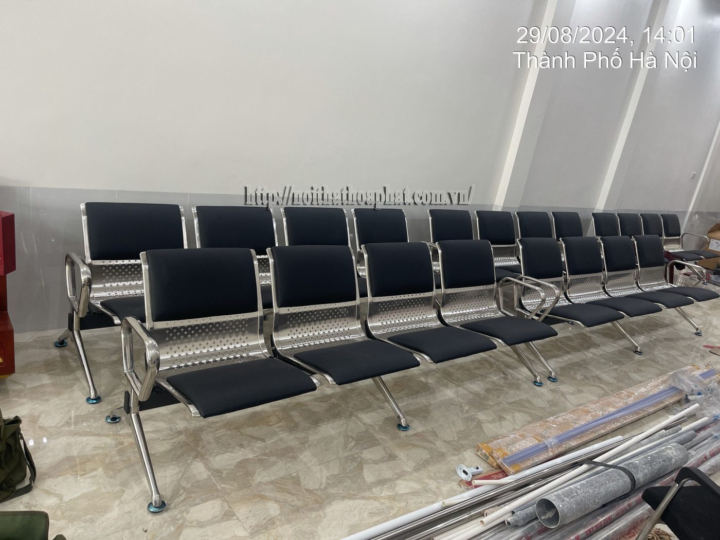 H&igrave;nh ảnh thực tế ghế ph&ograve;ng chờ inox GPC04I-4-3