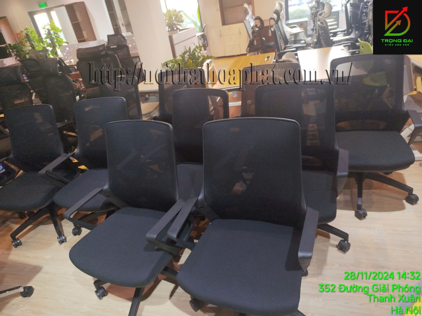 Hình ảnh thực tế ghế xoay lưng lưới nhập khẩu cao cấp FMX805-2 Hình ảnh thực tế ghế xoay lưng lưới nhập khẩu cao cấp FMX805-2