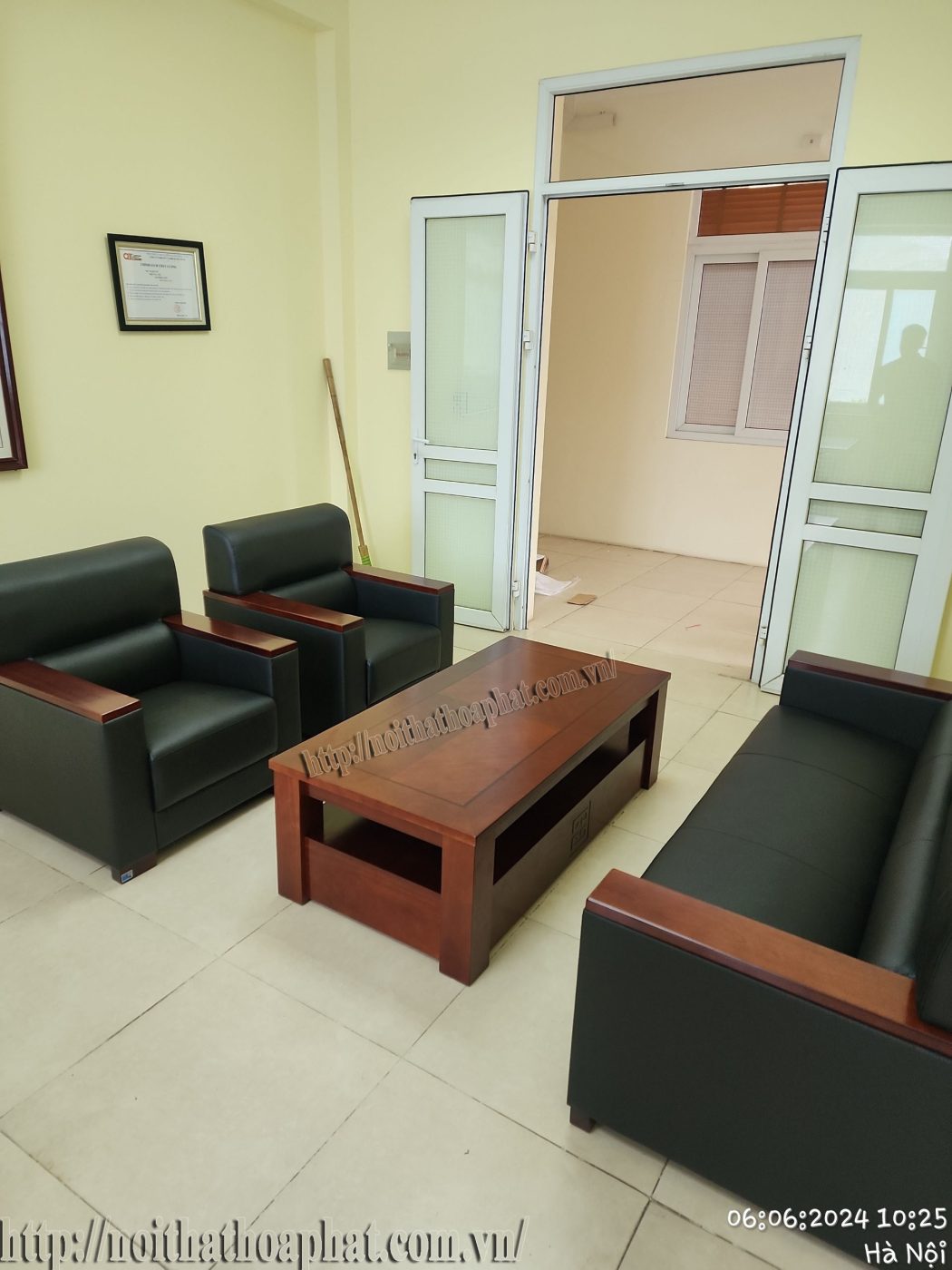 Hình ảnh thực tế sofa văn phòng Hòa Phát SF35 Hình ảnh thực tế sofa văn phòng Hòa Phát SF35