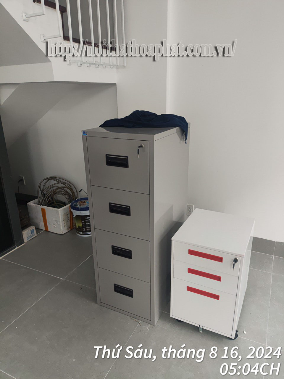 Hình ảnh thực tế tủ file tài liệu 4 ngăn TU4F-5 Hình ảnh thực tế tủ file tài liệu 4 ngăn TU4F-5