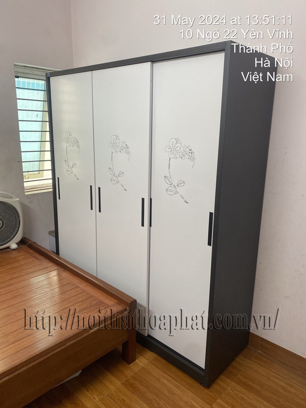 Hình ảnh thực tế tủ gia đình khung thép TU19B3C3 Hình ảnh thực tế tủ gia đình khung thép TU19B3C3