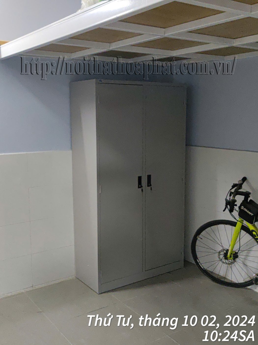 Hình ảnh thực tế tủ hồ sơ sắt sơn tĩnh điện Hòa Phát TU09K2-2 Hình ảnh thực tế tủ hồ sơ sắt sơn tĩnh điện Hòa Phát TU09K2-2