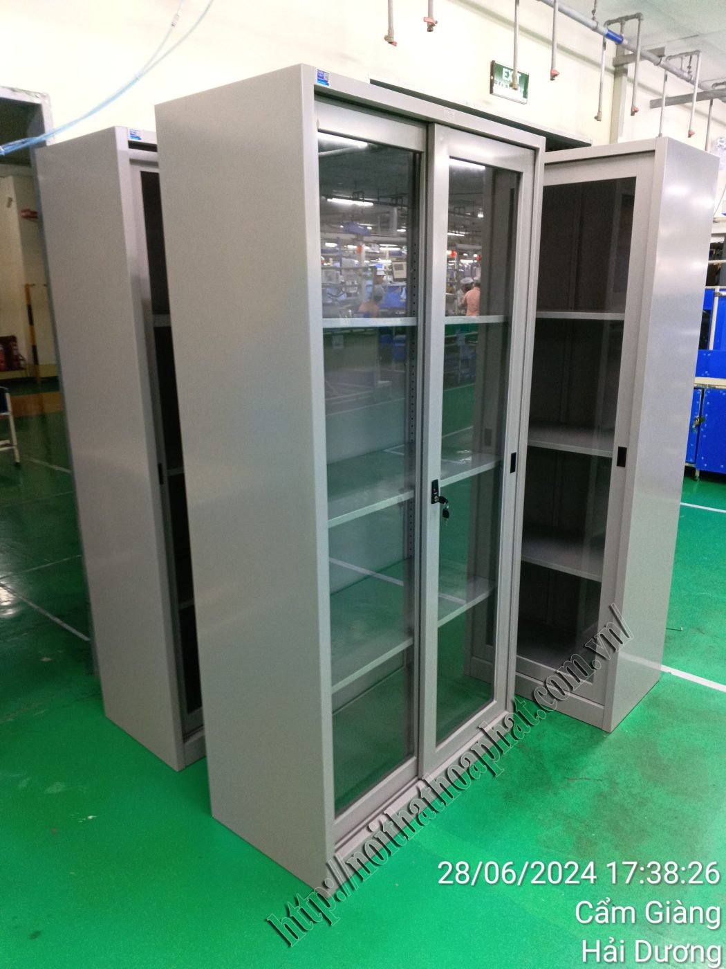 H&igrave;nh ảnh thực tế tủ hồ sơ c&aacute;nh k&iacute;nh TU08-1