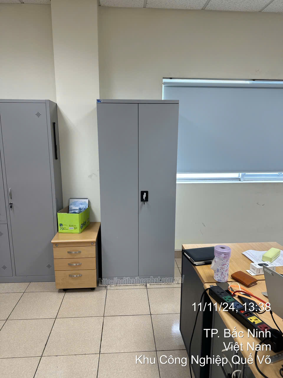 Hình ảnh thực tế tủ hồ sơ sắt TU16-2 Hình ảnh thực tế tủ hồ sơ sắt TU16-2