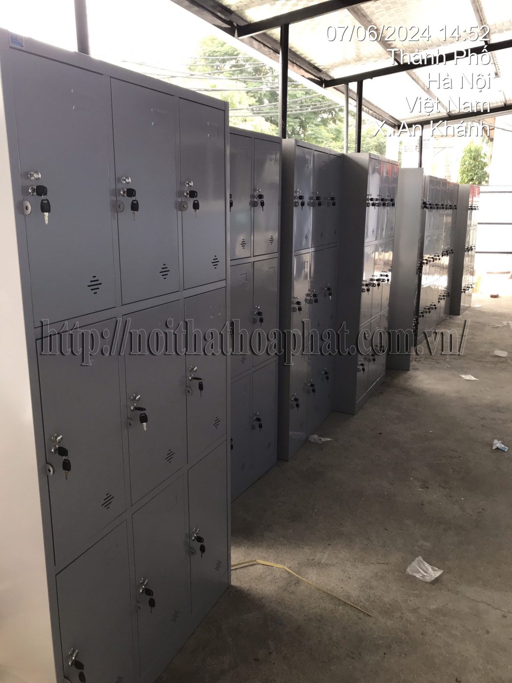 Hình ảnh thực tế tủ locker 9 ngăn TU983-3K Hình ảnh thực tế tủ locker 9 ngăn TU983-3K