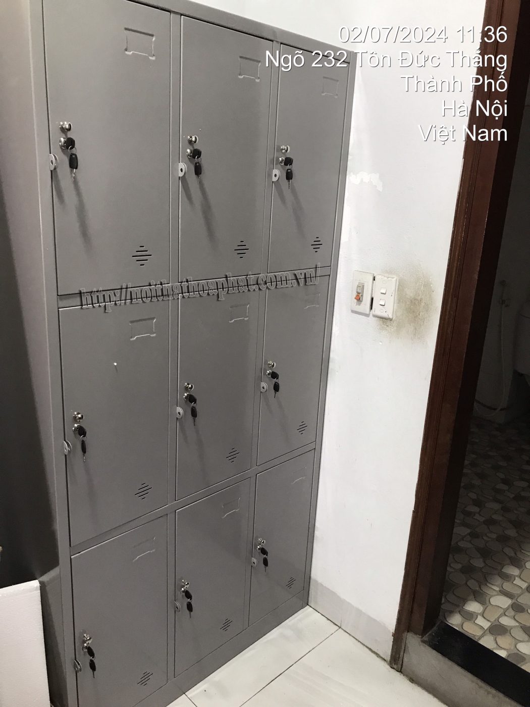 Hình ảnh thực tế tủ locker 9 ngăn TU983-3K-4 hinh-anh-tHình ảnh thực tế tủ locker 9 ngăn TU983-3K-4huc-te-tu-locker-9-ngan-TU983-3K-4.jpg