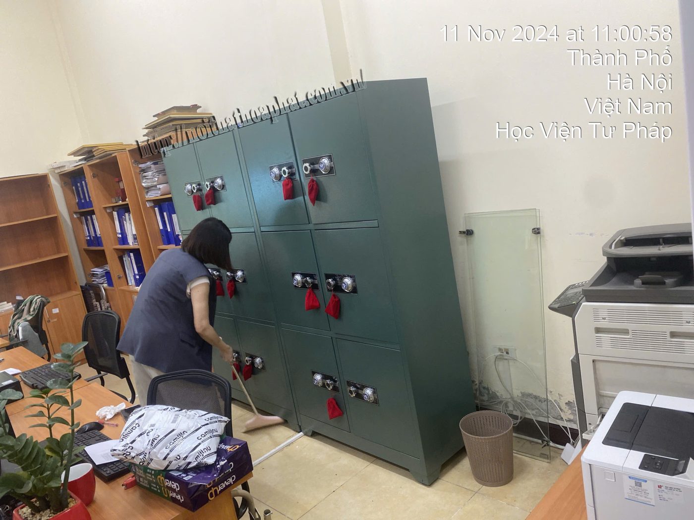 H&igrave;nh ảnh thực tế tủ sắt an to&agrave;n TU09K6C-2
