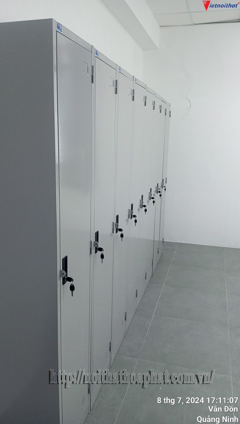 H&igrave;nh ảnh thực tế tủ sắt locker TU981