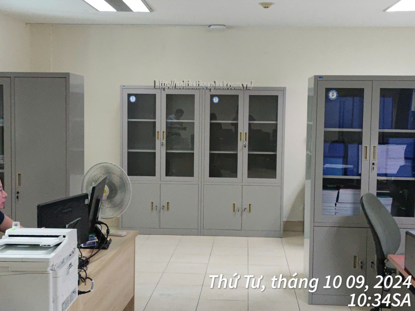 Hình ảnh thực tế tủ sắt sơn tĩnh điện TU09K3PCK-6 Hình ảnh thực tế tủ sắt sơn tĩnh điện TU09K3PCK-6