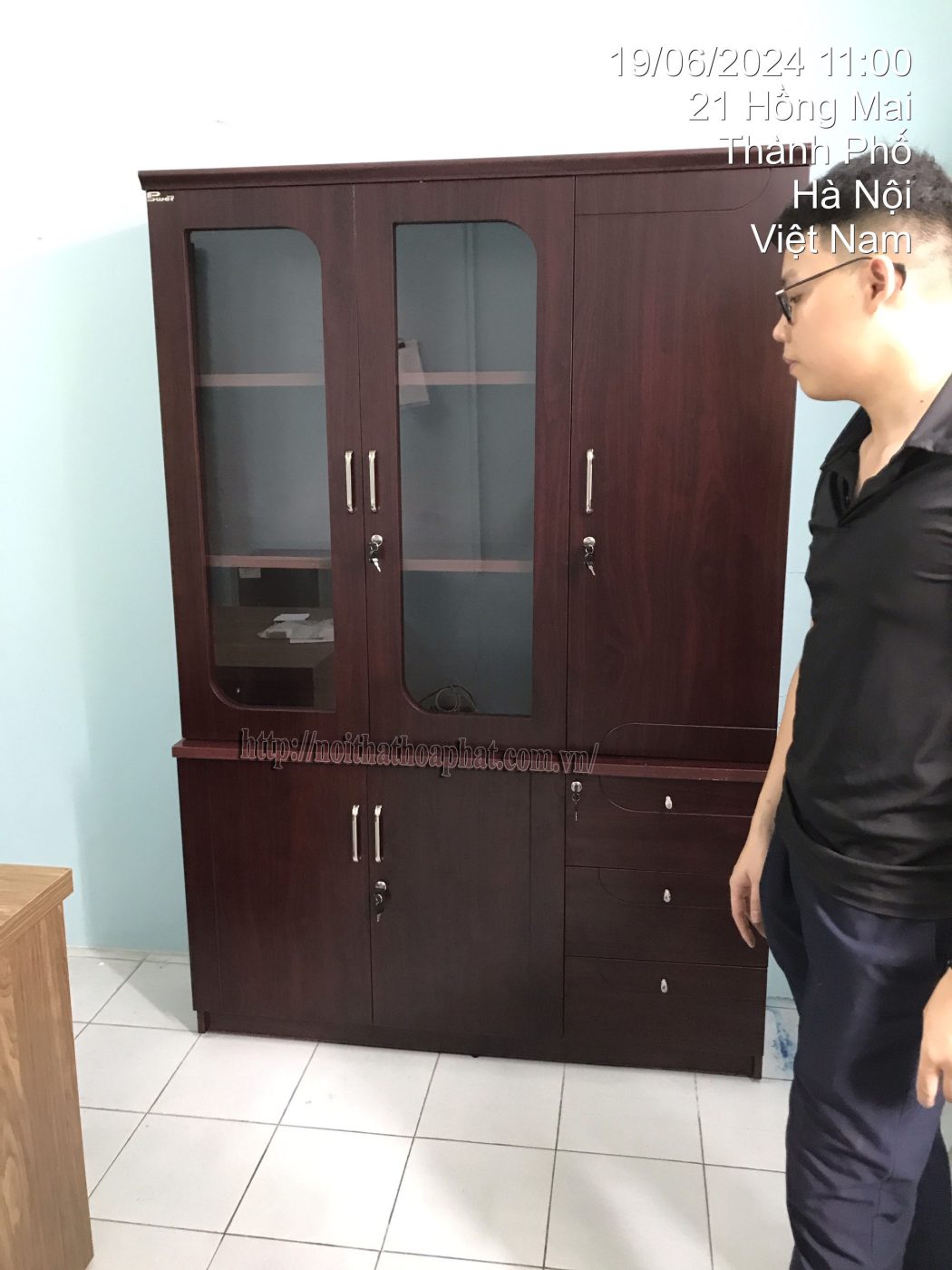 Hình ảnh thực tế tủ tài liệu gỗ Hòa Phát DC1340H1-1 Hình ảnh thực tế tủ tài liệu gỗ Hòa Phát DC1340H1-1
