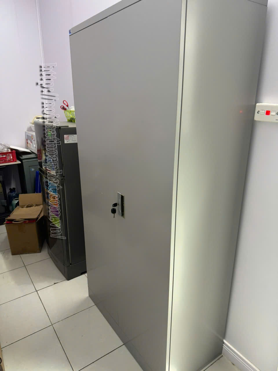 H&igrave;nh ảnh thực tế tủ t&agrave;i liệu sắt H&ograve;a Ph&aacute;t TU09K2SA-1