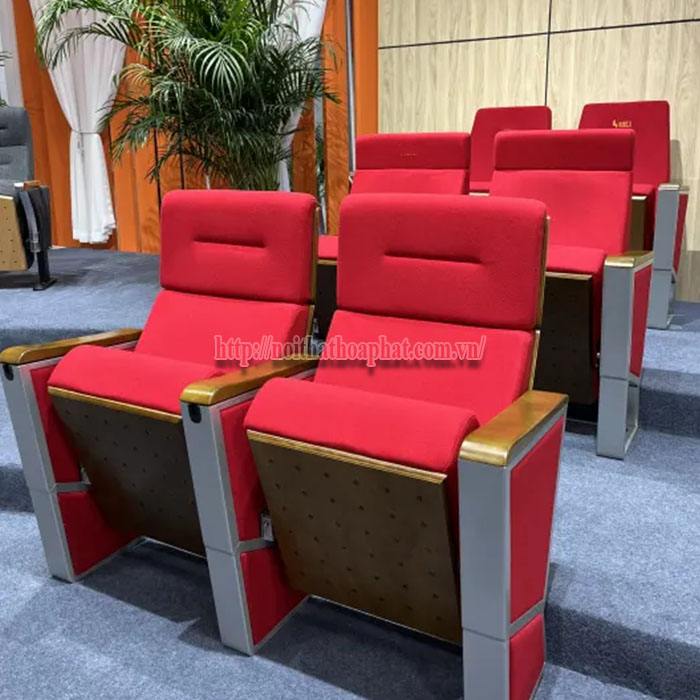 c&oacute; miễn ph&iacute; vận chuyển ghế hội trường kh&ocirc;ng-1
