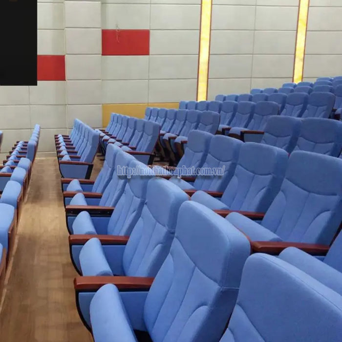 mua ghế hội trường số lượng lớn c&oacute; giảm gi&aacute; kh&ocirc;ng-1