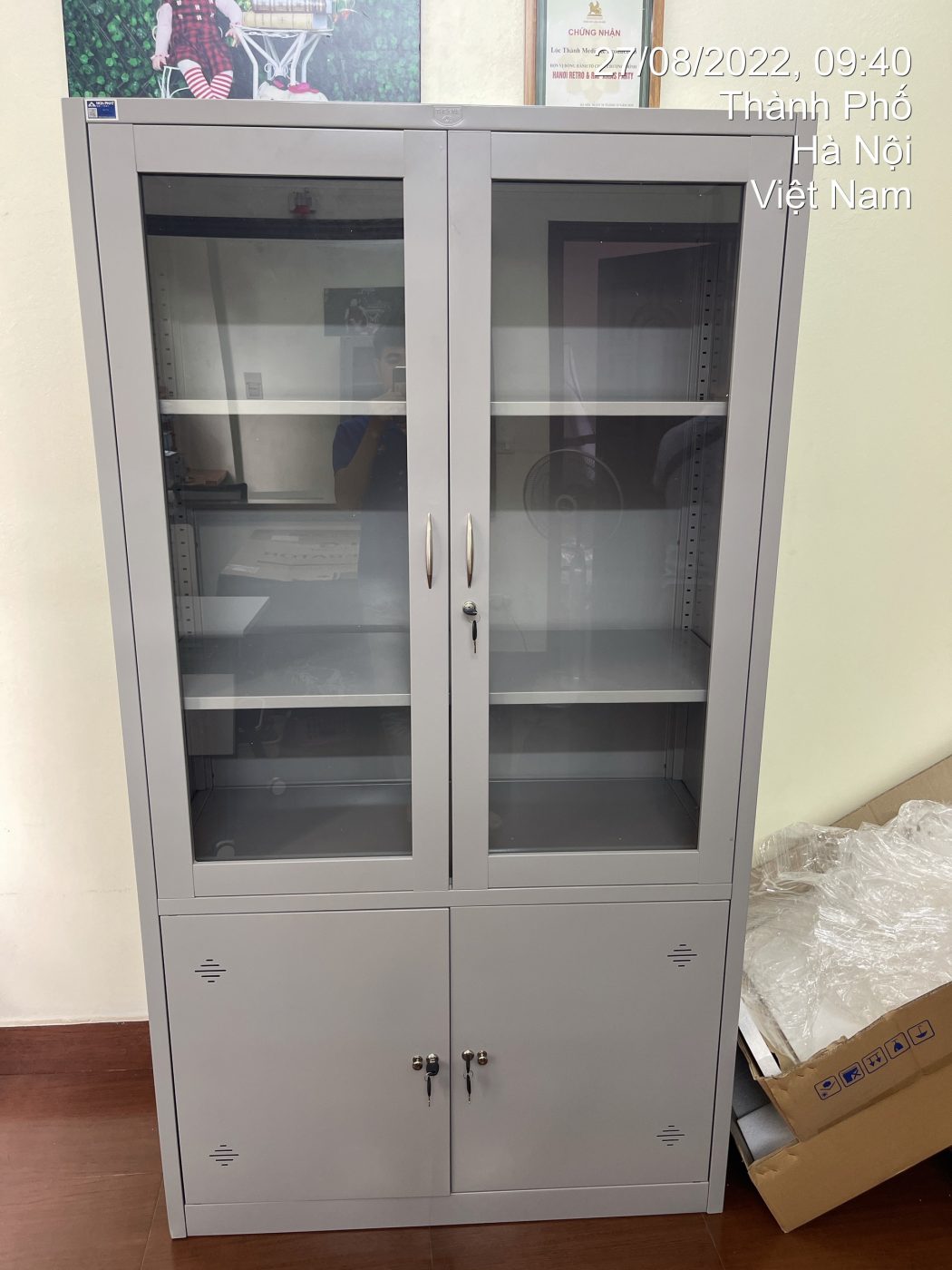 Hình ảnh thực thế sản phẩm tủ sắt TU09K3 Hình ảnh thực thế sản phẩm tủ sắt TU09K3